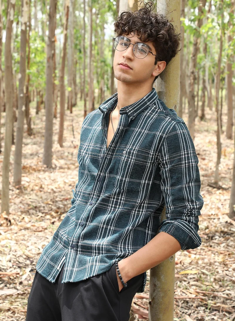 كامبوس سوترا قميص رجالي كاروهات أخضر زمردي بقصة عادية