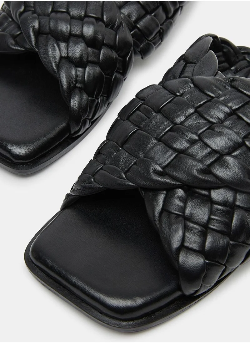 ONLY Braided Cross Over Flat Sandals