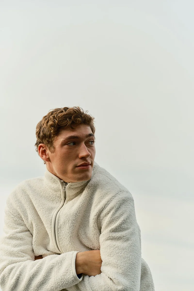 اتش اند ام جاكيت بقصّة عادية من نسيج التيدي