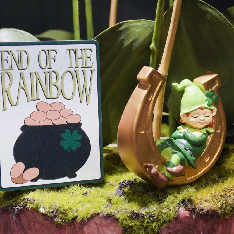 Braxio St-Patricks-Day Decorations Coffee Table Decor - Resin Gnome Collectible Figurines Green Gnome and Gold Horseshoe St Patricks Day Decor Table Centerpieces 3.75 * 1.5 * 3.75 Inch - Image 3