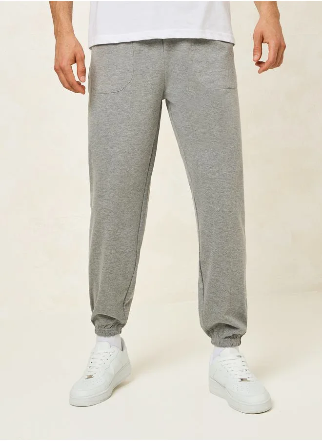 ستايلي Oversized Terry Jogger with Panel Pocket & Elasticated Cuff