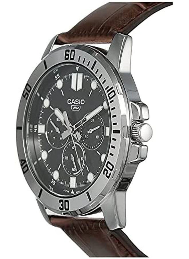 CASIO Rubber Chronograph Watch MTP-VD300L-1EUDF  - Image 2