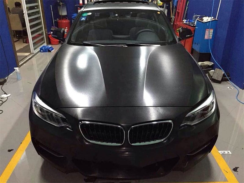 LZLRUN Brushed Metallic Steel Vinyl Wrap Roll with Air Release Technology DIY Styling Adhesive Decal Wrapping Car Accessories (Black, 1.65ft x 5ft) - Image 4