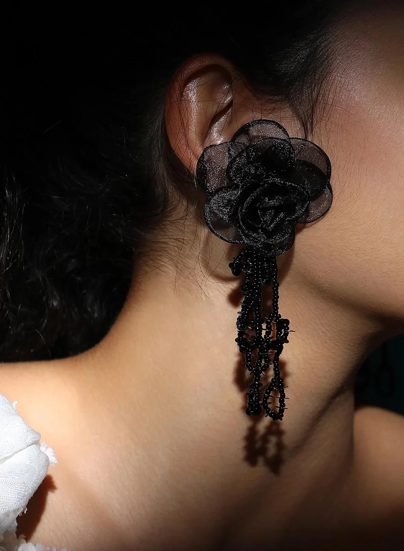 SOHI Blosselle Artificial Drop Earring Jewellery