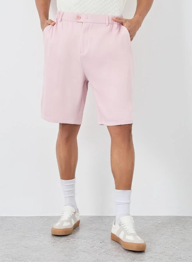 Styli Styli Men Pink Relaxed Fit Flat Front Shorts