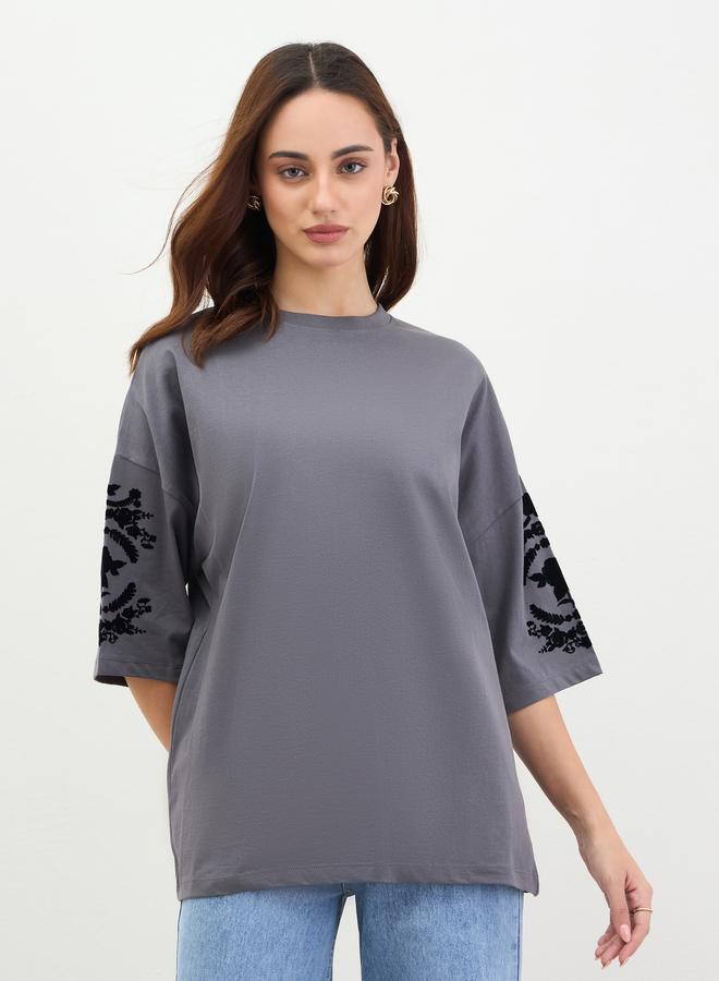 Styli Charcoal Embroidered Sleeve Oversized T-Shirt - Image 3