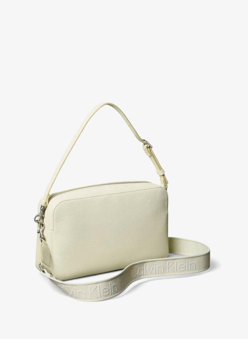 CALVIN KLEIN Logo Strap Camera Bag - Image 2
