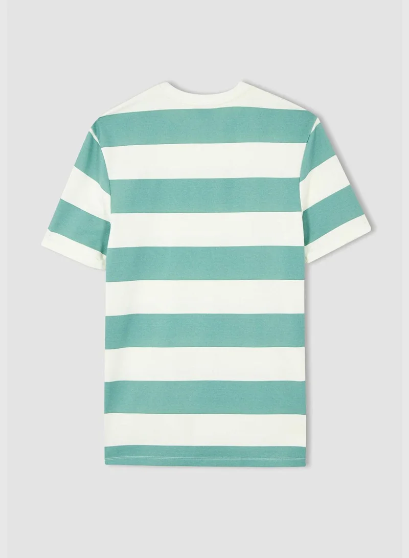 DeFacto Man Comfort Fit T-Shirt