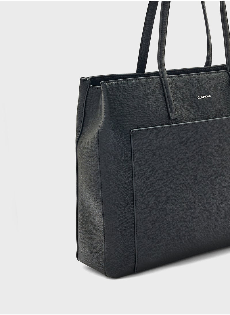 CALVIN KLEIN Must Medium Shopper  - Image 3