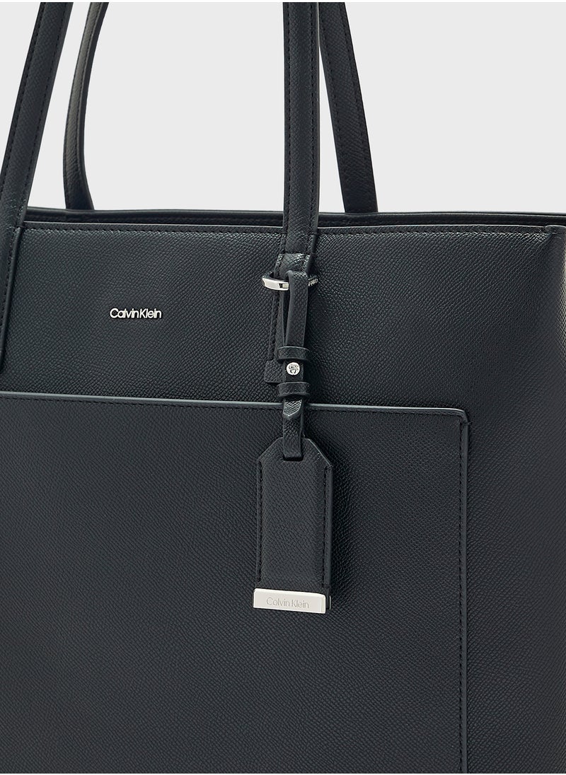 CALVIN KLEIN Must Medium Shopper  - Image 4