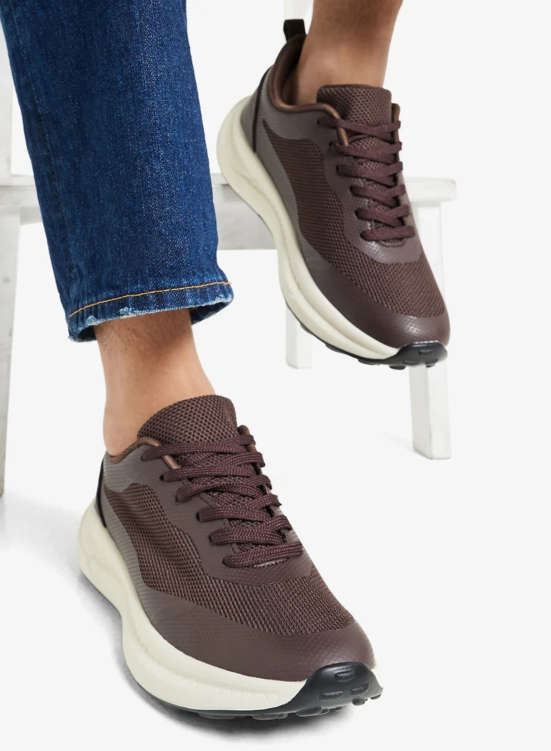 Robert Wood Casual Sneakers