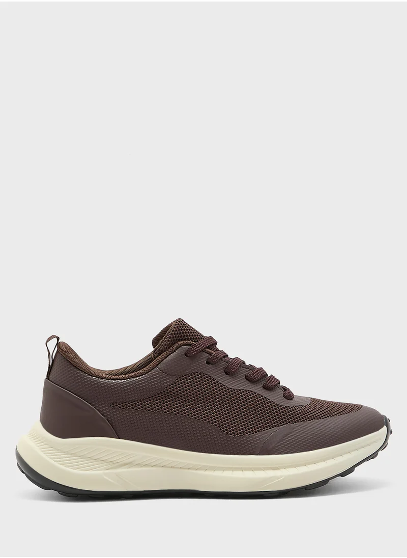 Robert Wood Casual Sneakers