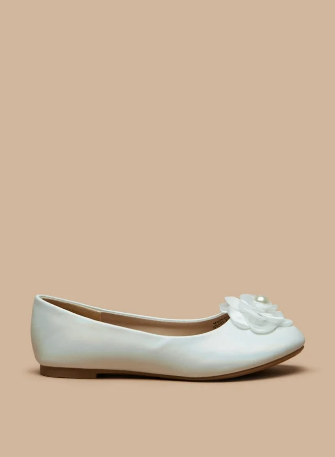 فلورا بيلا من شو إكسبرس Girl's Applique Detail Slip-On Round Toe Ballerina Shoes Ramadan Collection