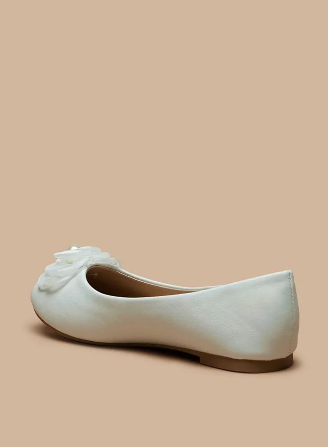 فلورا بيلا من شو إكسبرس Girl's Applique Detail Slip-On Round Toe Ballerina Shoes Ramadan Collection