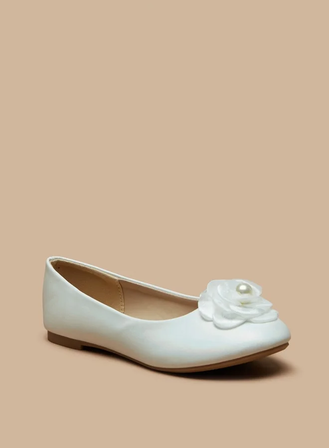 فلورا بيلا من شو إكسبرس Girl's Applique Detail Slip-On Round Toe Ballerina Shoes Ramadan Collection