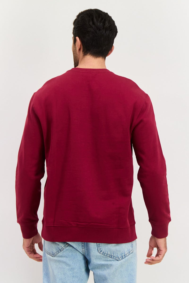 LEE Men Crew Neck Brand Logo Long Sleeves Sweatshirt, Burgundy - Image 2
