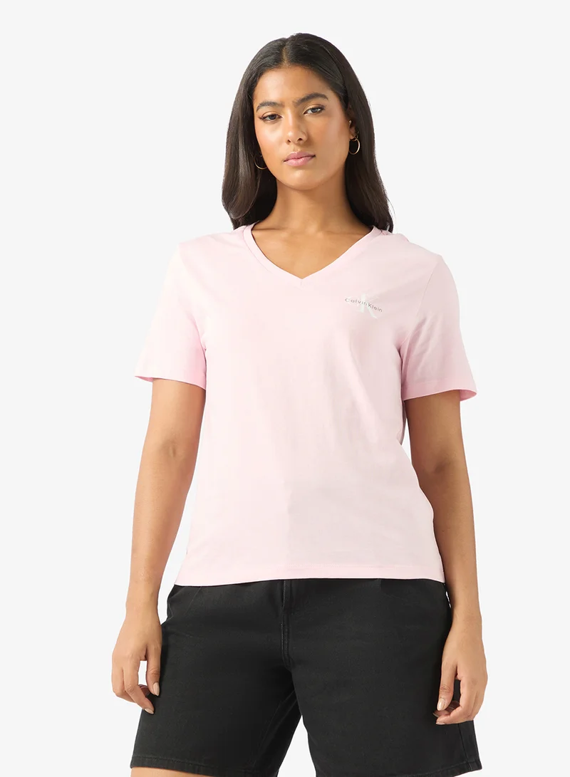 كالفن كلاين جينز عبوة من قطعتين تي شيرت بياقة على شكل حرف  وشعار