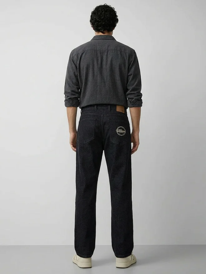Styli black Regular Fit Washed Jeans with Embroidered Pocket Detail for Men | Best Price UAE
