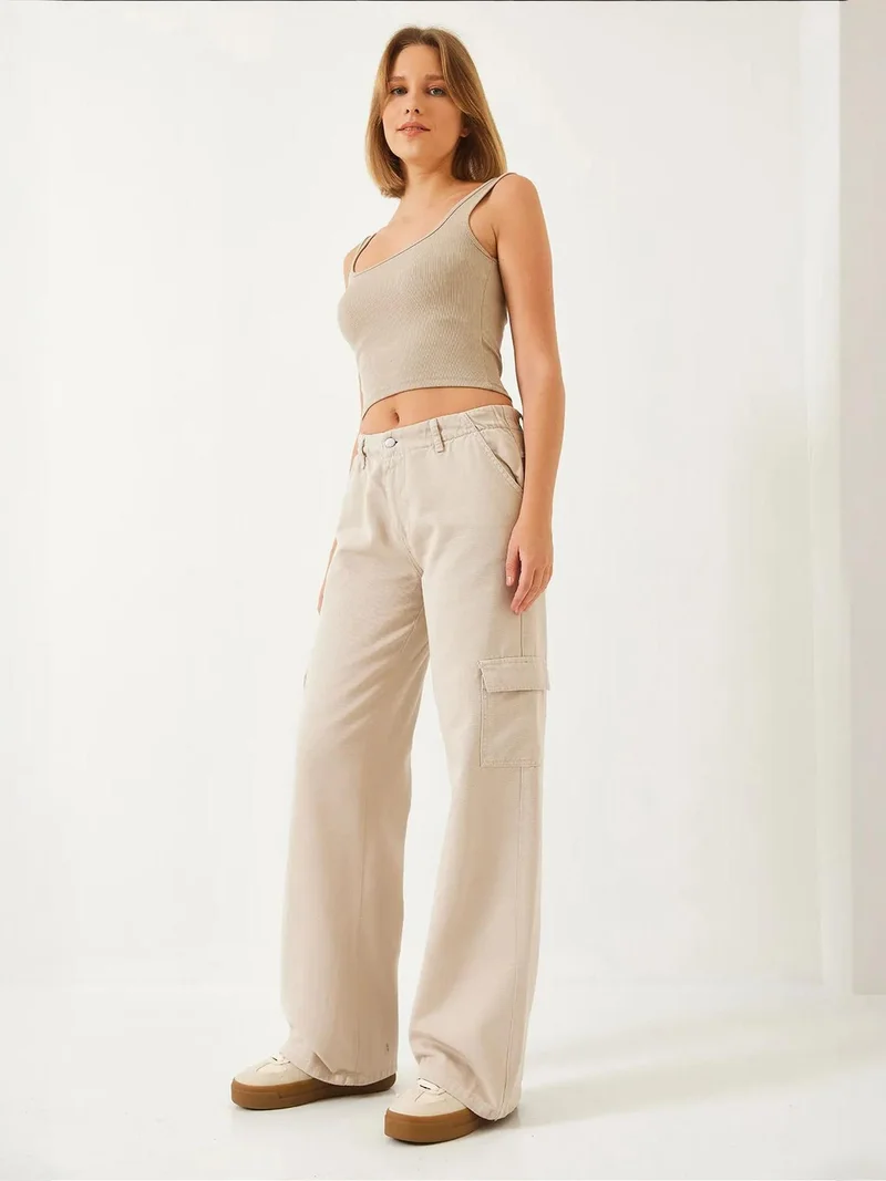 Bianco Lucci LUCCI Relaxed Fit Wide Leg Jogger Pants with Drawstring Waist