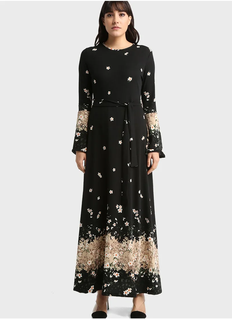 Tavin by Modanisa Crew Neck Floral Print Dress