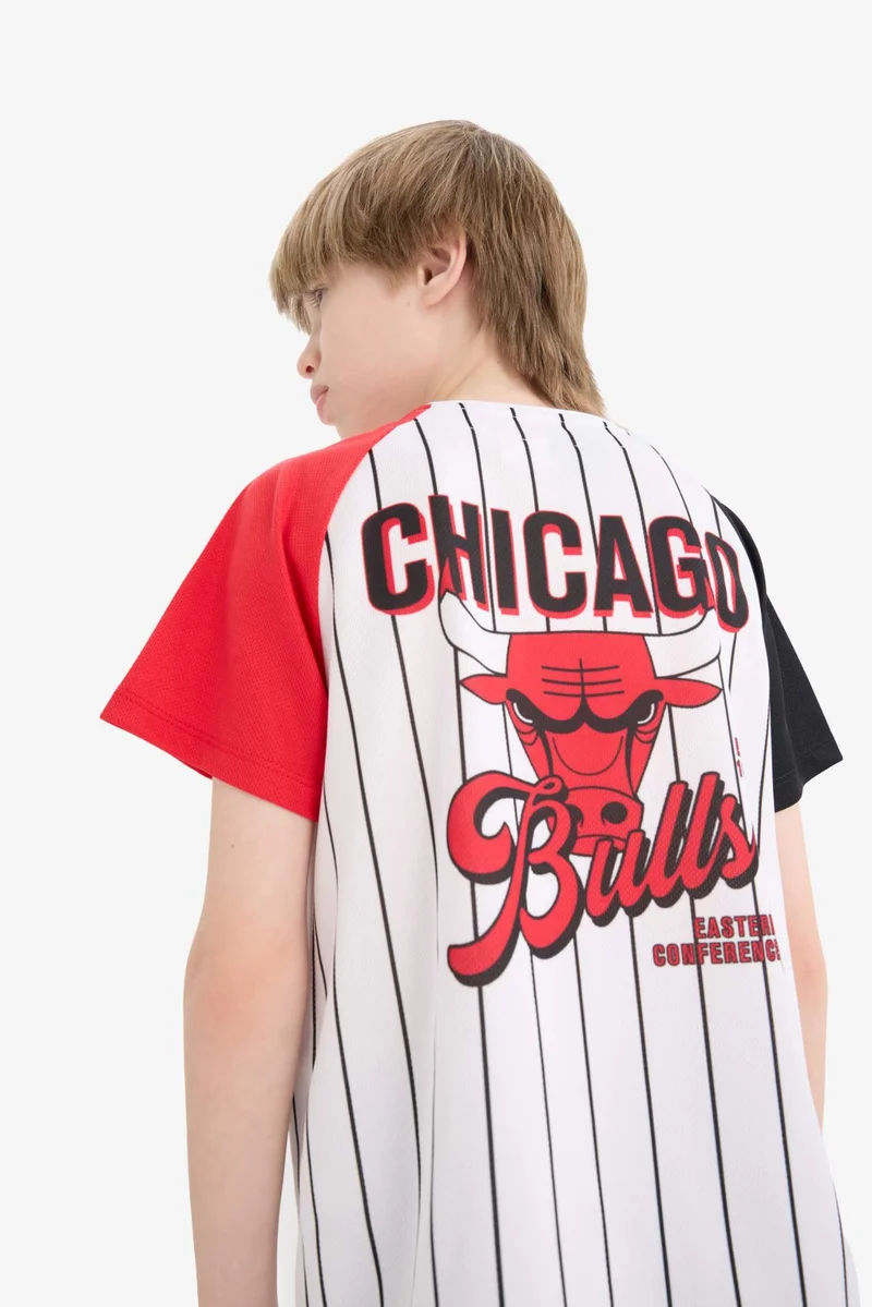 ديفاكتو Boy NBA Chicago Bulls V Neck Back Printed T-Shirt
