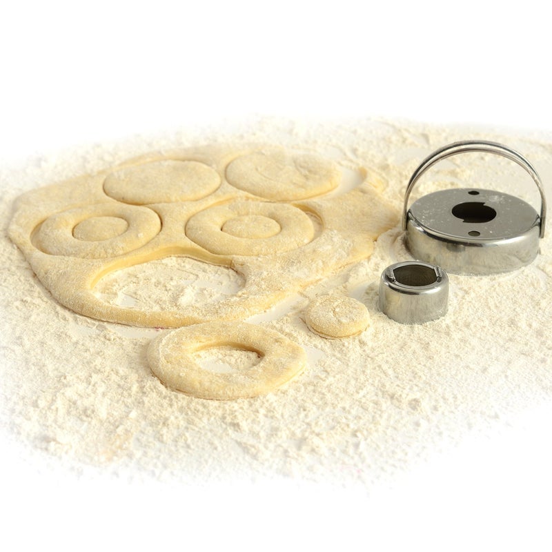 Norpro Stainless Steel Donut/Biscuit/Cookie Cutter with Removable Center 2.75in/7cm - Image 4
