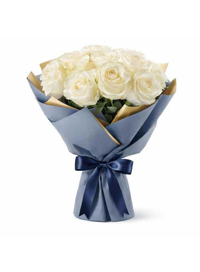 Classic White Roses, 50cm - 12 Stems, Kenya