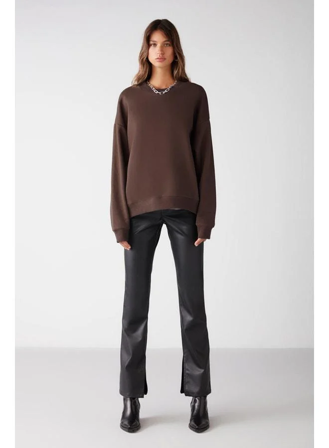 Grimelange VANELTINA Women's Organic Cotton Ultra-Soft Fleece-Lined Round-Neck Brown Sweatshirt.