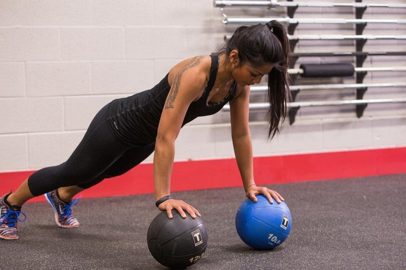 Body Solid Rubber Medicine Ball - Superior Grip, Textured Surface, Adjustable Air Pressure Fitness Balls - Ideal for Cardio and Core Exercise in Home & Gym Workouts - Image 4