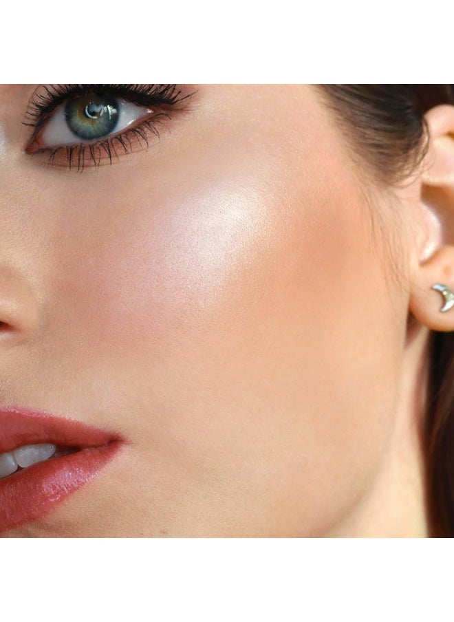 Lune+Aster SuperStar Blush - Universally flattering peachy-pink vegan blush creates a healthy flush of color  - Image 4