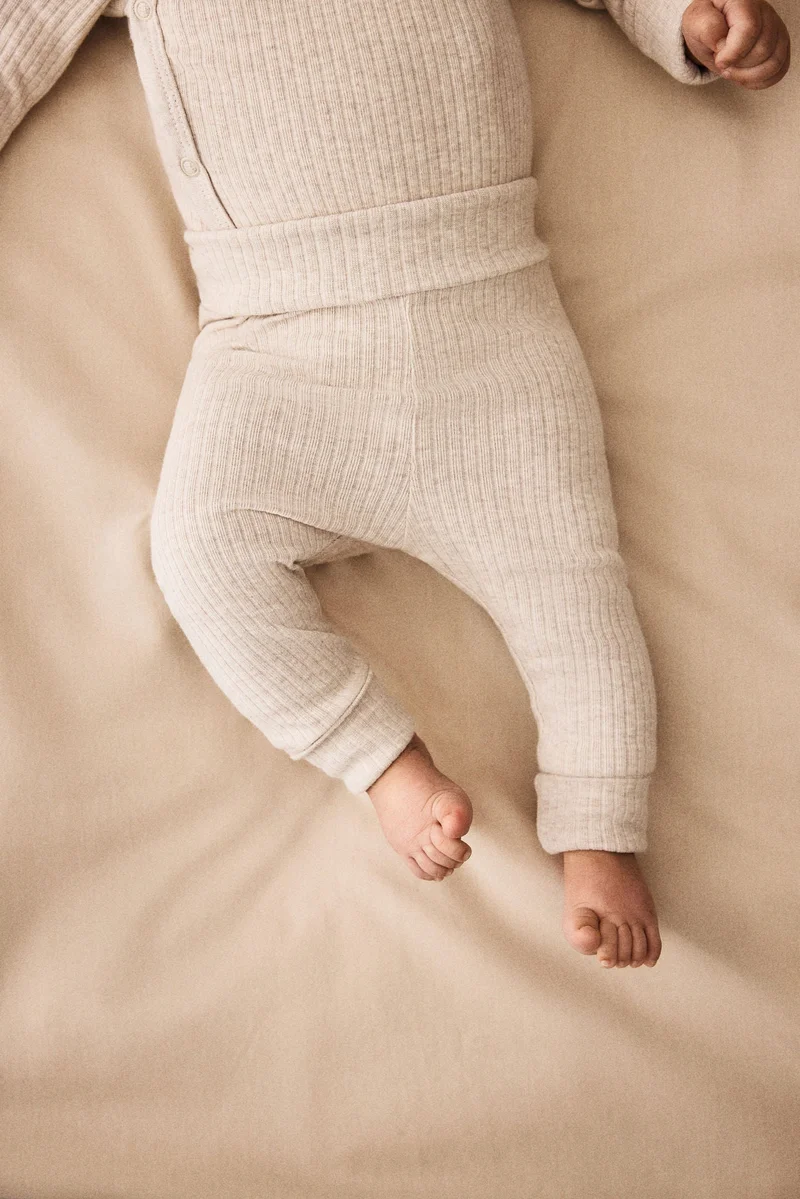 H&M Adjustable fit set