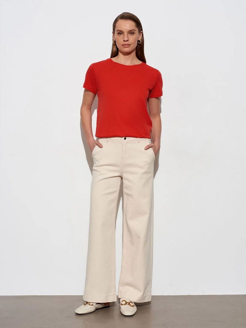 DILVIN Women's Crew Neck Short Sleeve T-Shirt - Image 4