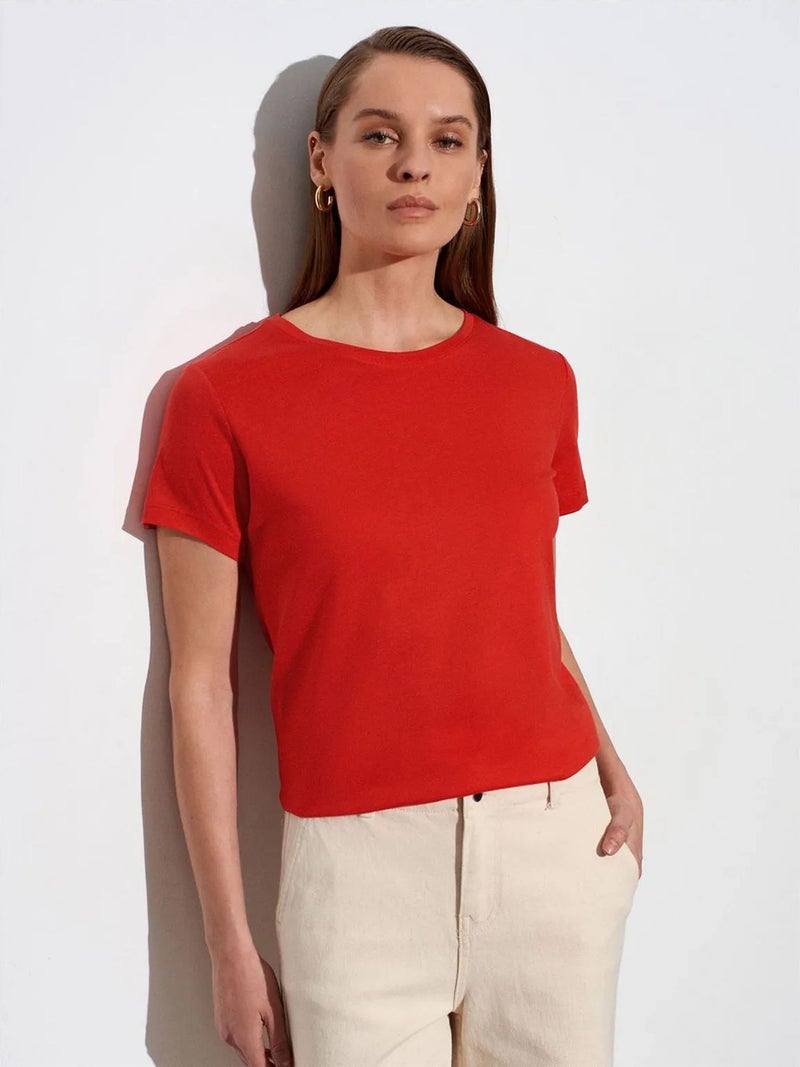 DILVIN Women's Crew Neck Short Sleeve T-Shirt - Image 3