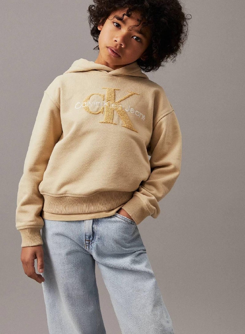 كالفن كلاين جينز هودي بقصة مريحة من قماش تيري مزين بشعار كلفن كلاين - Image 1