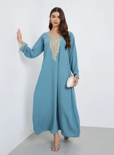 ستايلي أميرة جلابية زرقاء مطرزة -