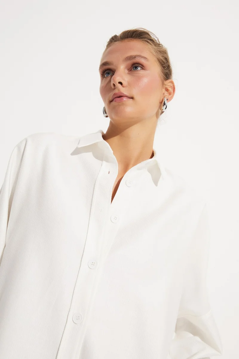 جون Women's Exclusive Boyfirend/Wide Pattern %Tensel Shirt