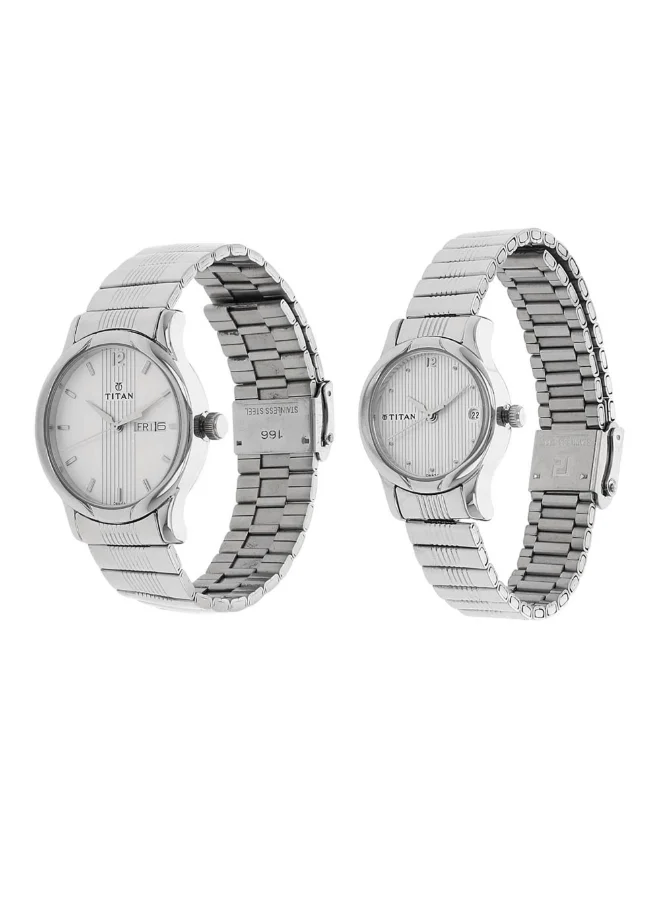 تيتان Unisex's Metal Analog Watch 15802490SM03 - 28 mm
