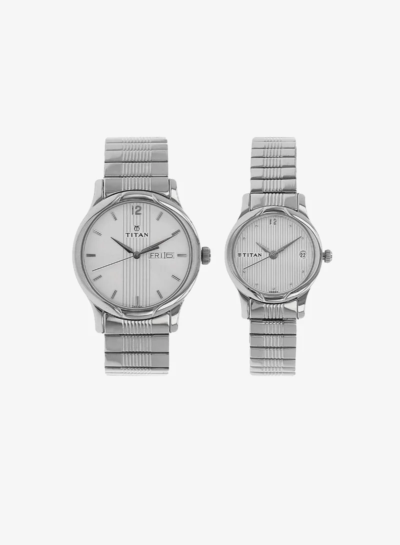 تيتان Unisex's Metal Analog Watch 15802490SM03 - 28 mm