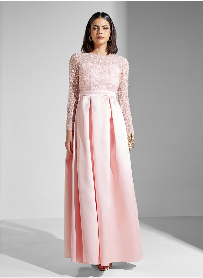Namshi x Floral Embellished A Line Gown  - Image 4