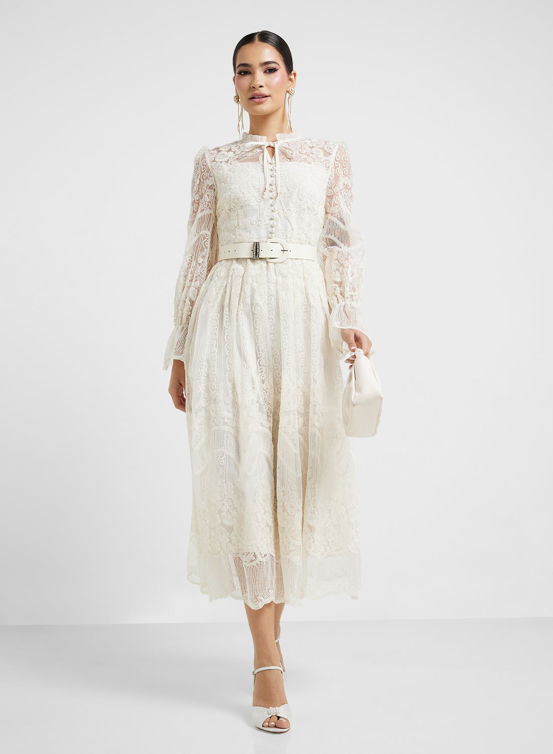 Dress - made of lace