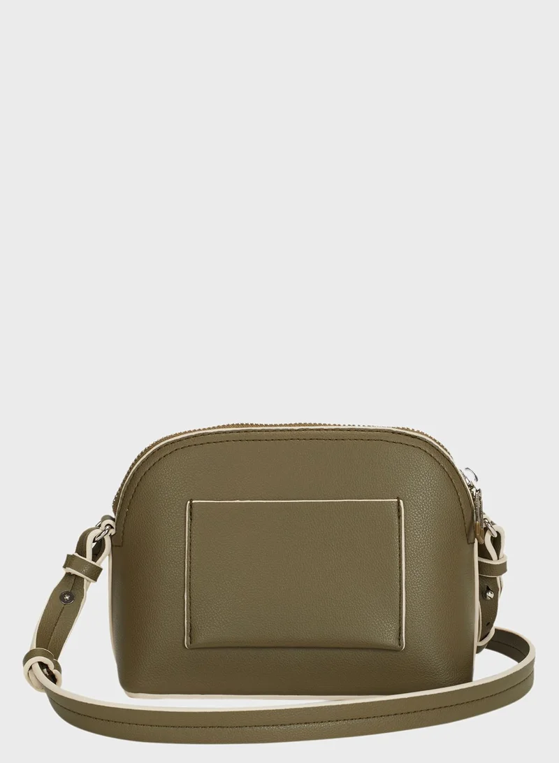PARFOIS Shoulder Bag With Outer Pocket