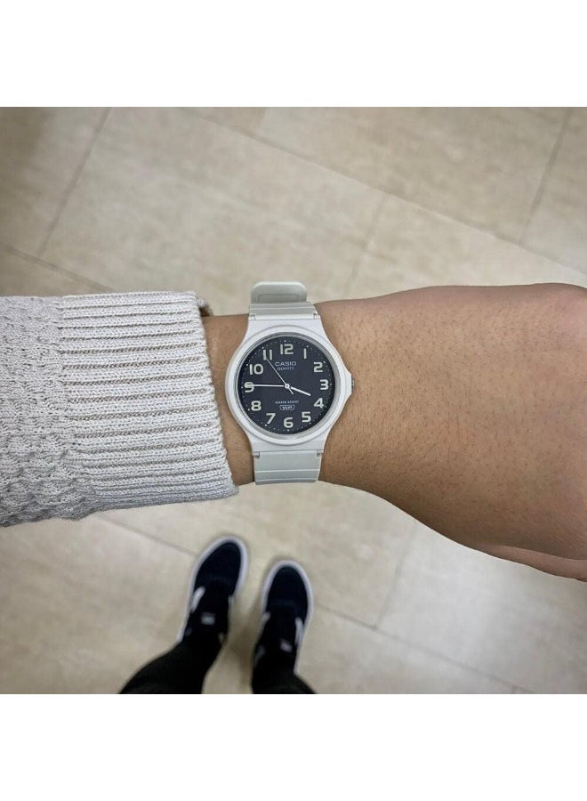 كاسيو ساعة يد للجنسين بحركة كوارتز من الراتنج -- - . مم - Image 3