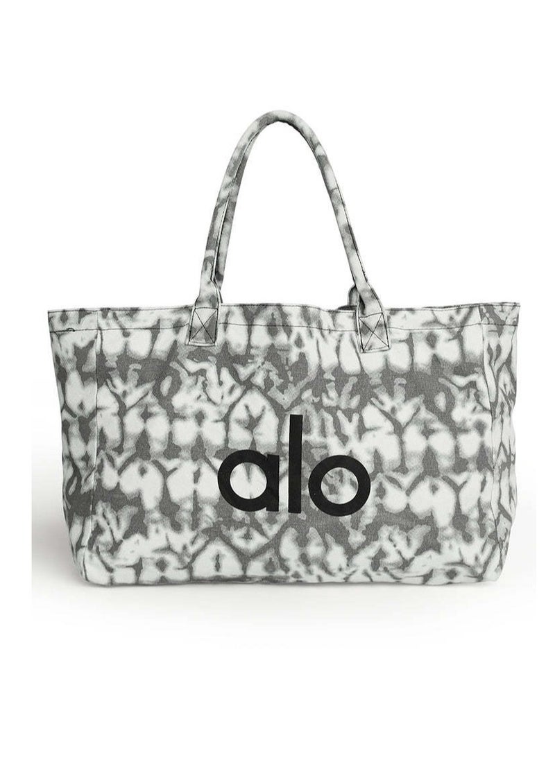 ألو يوغا - رمزية التسوق Tote - Image 1