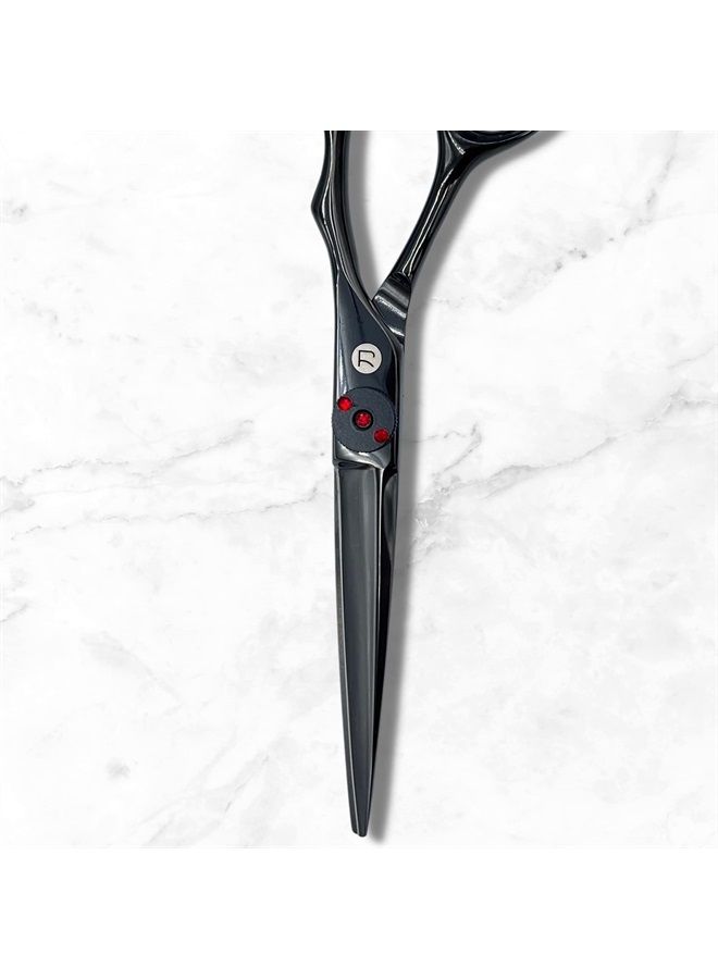 Saki Shears مقص شعر تشيساي - مقصات قص شعر احترافية سوداء - مصنوعة من الفولاذ الياباني - حادة، متينة، 5.5" - مصممة للحلاقين ومصففي الشعر - Image 1