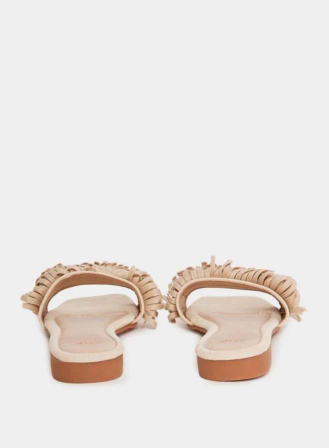Styli Fringe Design Flat Sandals