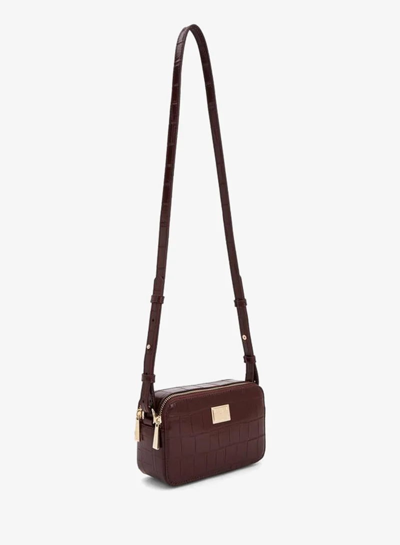 فلورا بيلا من شو إكسبرس Textured Crossbody Bag With Adjustable Strap