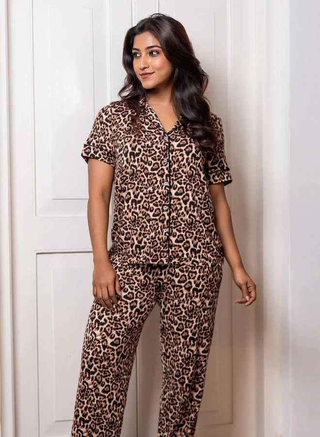 Aadaraya Aadaraya Pyjama Set Shirt and Pants Rayon