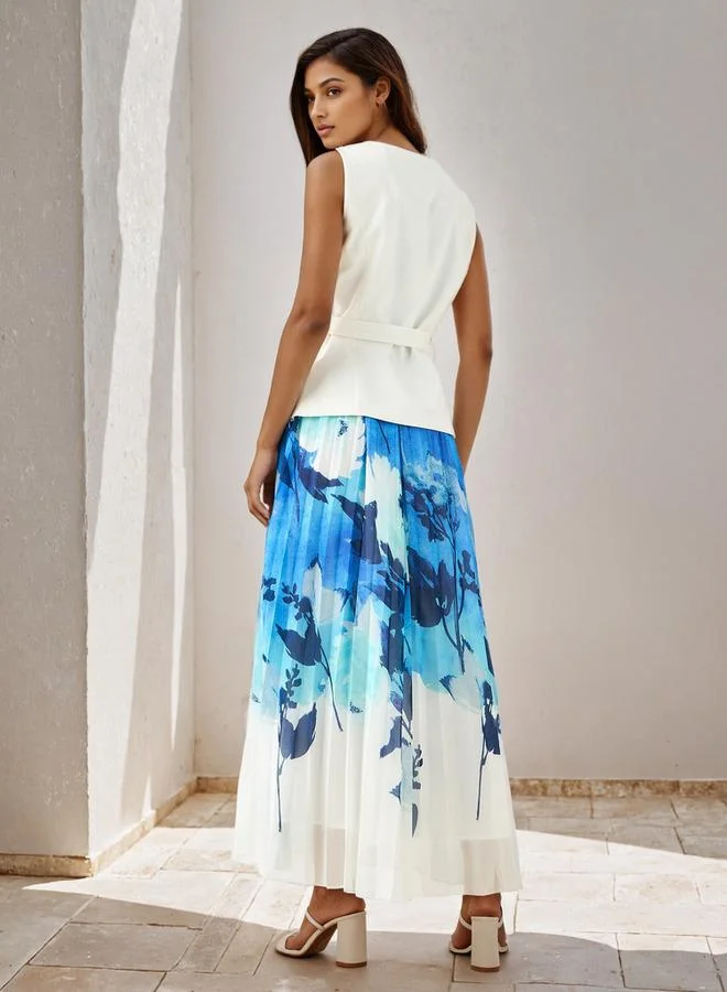 Iconic Iconic Printed Sleeveless Dress with Belt