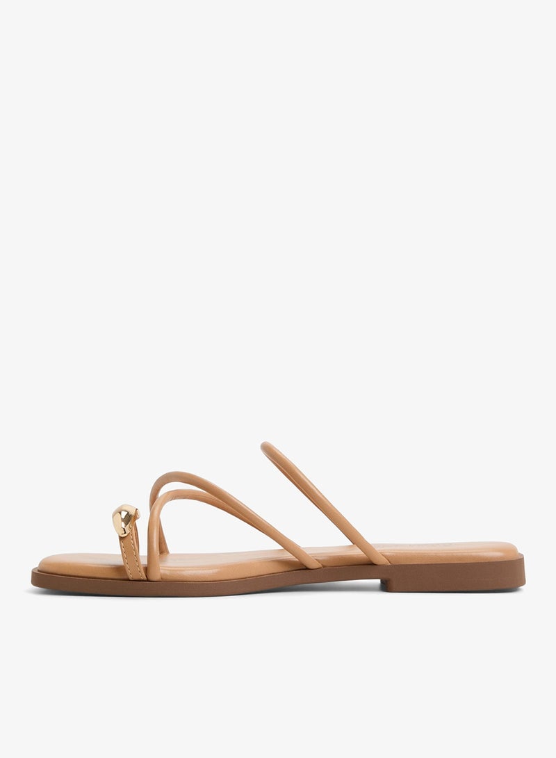 كول ات سبرنج صنادل مسطحة متعددة الأشرطة - Image 2