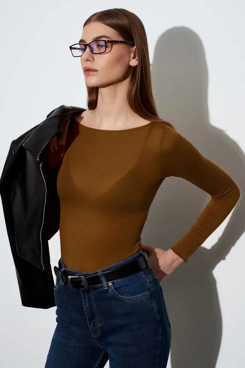 ديلفين DILVIN Slim Fit Boat Neck Long Sleeve Knit Blouse